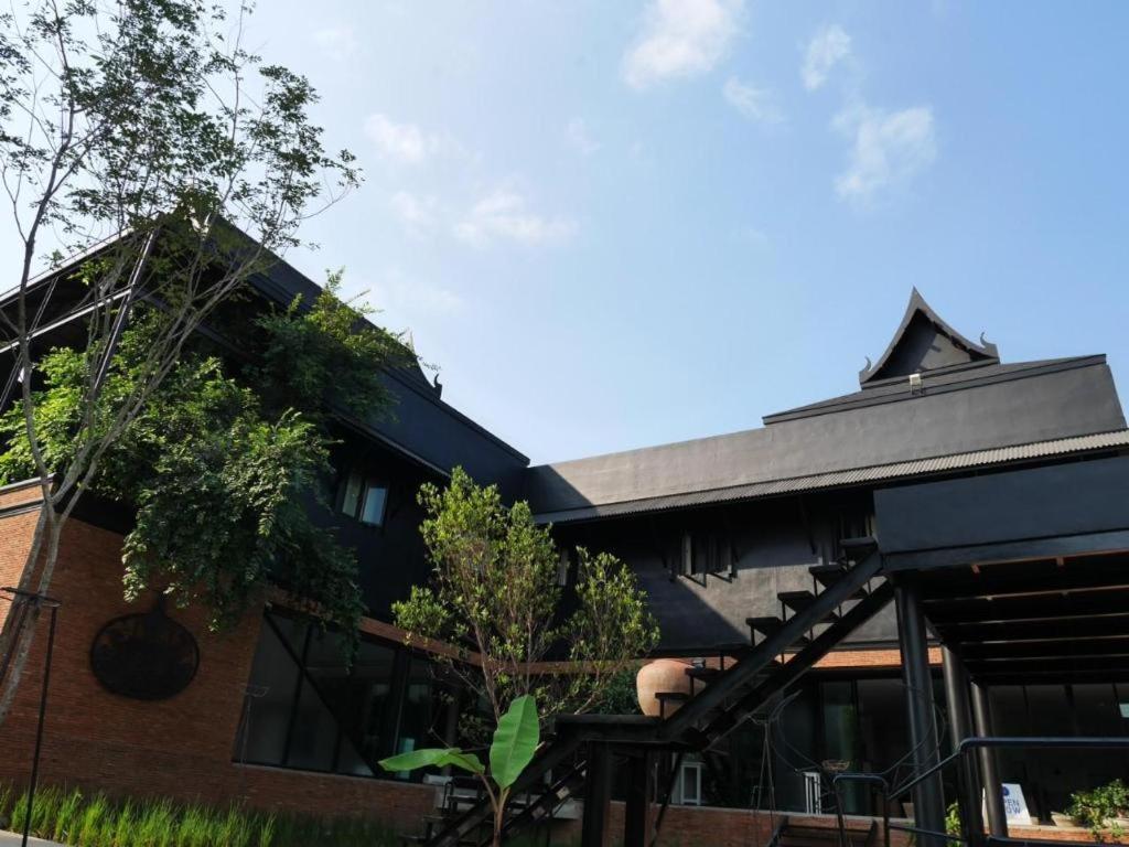 Silp-Pa Phra Nakhon Si Ayutthaya Hotel Esterno foto