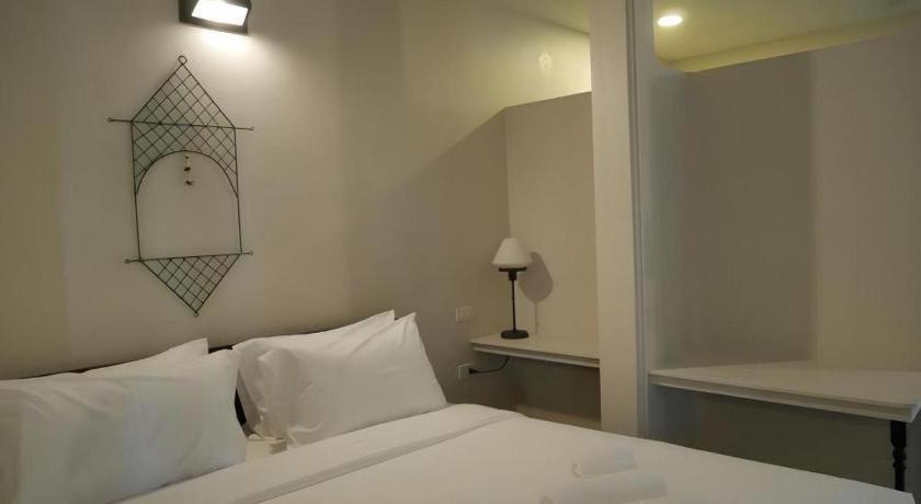 Silp-Pa Phra Nakhon Si Ayutthaya Hotel Esterno foto