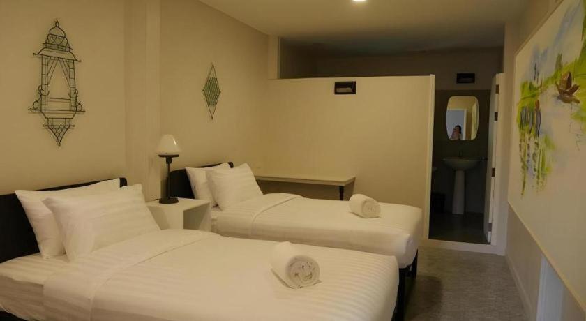 Silp-Pa Phra Nakhon Si Ayutthaya Hotel Esterno foto