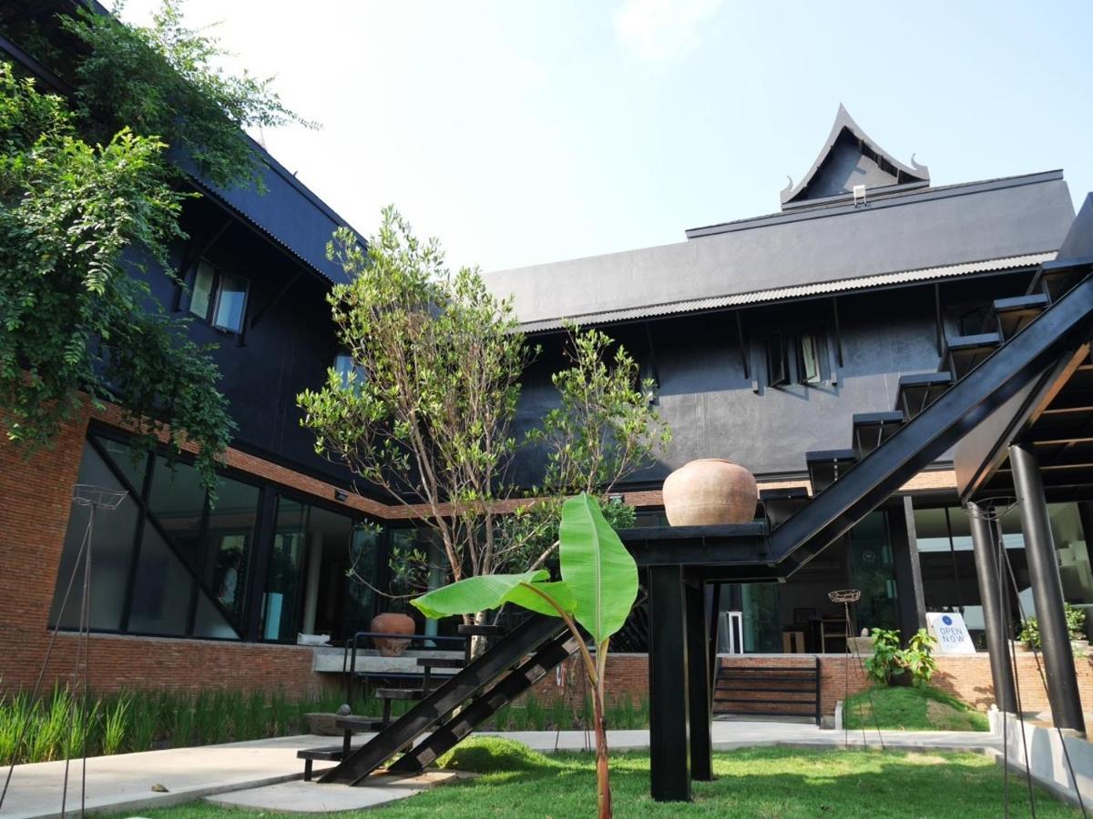 Silp-Pa Phra Nakhon Si Ayutthaya Hotel Esterno foto